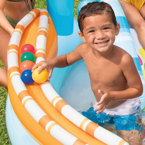 Дитячий надувний ігровий центр Intex 57144 «Candy Fun» (Водна гірка з басейном та фонтаном, 122*168*170 см., об`єм: 165 л.) фото 3