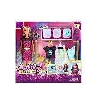 Лялька 616899 в коробці