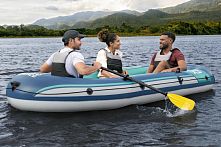 Човен надувний BestWay 61154 «Trek X3 Raft» (39*137*294 см, гребний, тримісний, трикамерний, весла ↔124 см, насос, надувне дно, до 360 кг)