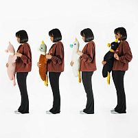 М`яка іграшка M 16969 “Гусак з квіткою”, висота 85 см