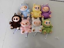 М`яка іграшка-брелок M 18918 герой, рухомі ручки, голова та ніжки, ВИДАЄТЬСЯ ТІЛЬКИ МІКС ВИДІВ