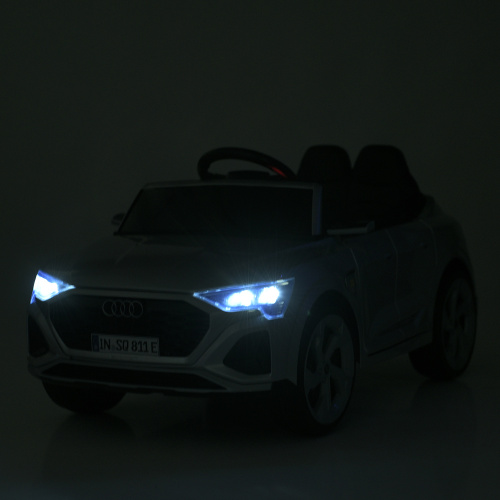 Електромобіль дитячий Bambi Racer M 5899EBLRS-11 «Audi SQ8» фото 10