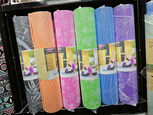 Килимок для йоги C 40246 розмір 61х173 см, товщина 0.6 см, у плівці, ВИДАЄТЬСЯ ТІЛЬКИ МІКС ВИДІВ