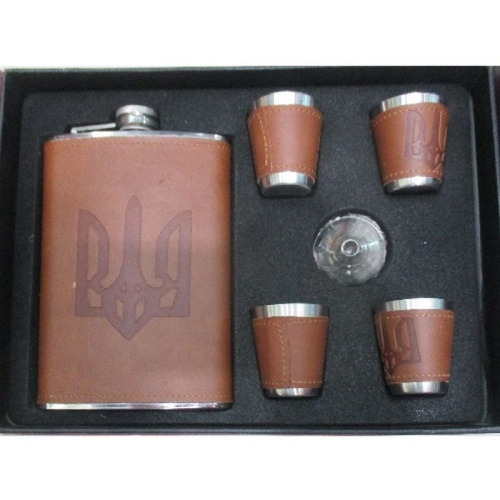 Сувенірний набір (фляга, 4 чарки) 260мл 24*18*4см Stenson (R86713)