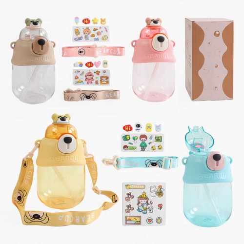 Пляшка для води C 69363 900 мл, пластикова, наліпки, трубочка, ремінець, пластикова застібка, в коробці, ВИДАЄТЬСЯ ТІЛЬКИ МІКС ВИДІВ