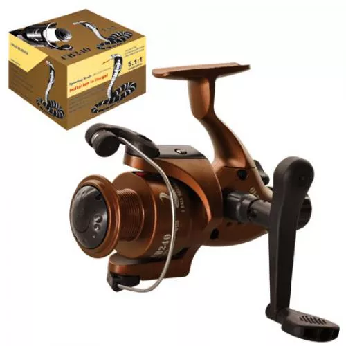 Котушка "Сobra" 4000 2bb пластик.шпуля Stenson CB240